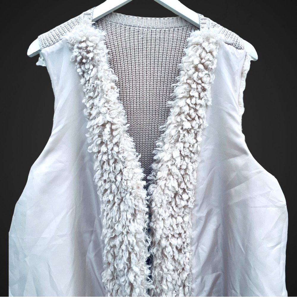 Terra & Sky Fur Knit Vest - Picture 7 of 10